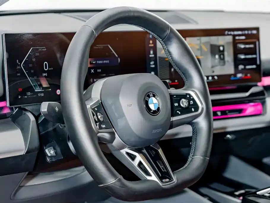 BMW 5 Series — фото 10