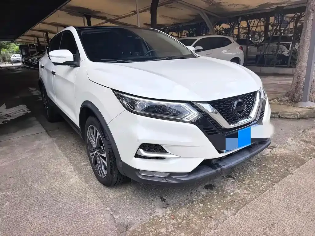 Nissan Qashqai — фото 10