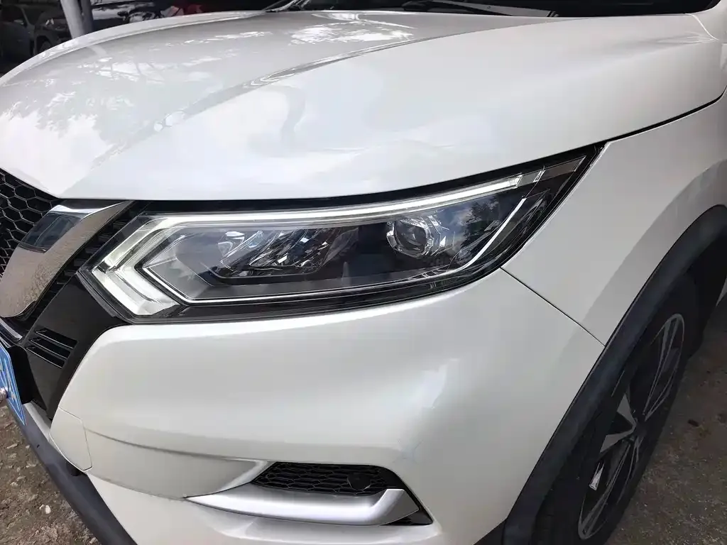 Nissan Qashqai — фото 2