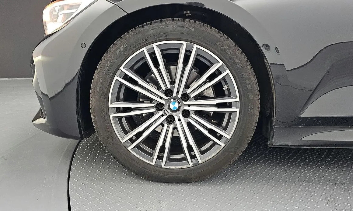 BMW 3-Series — фото 10