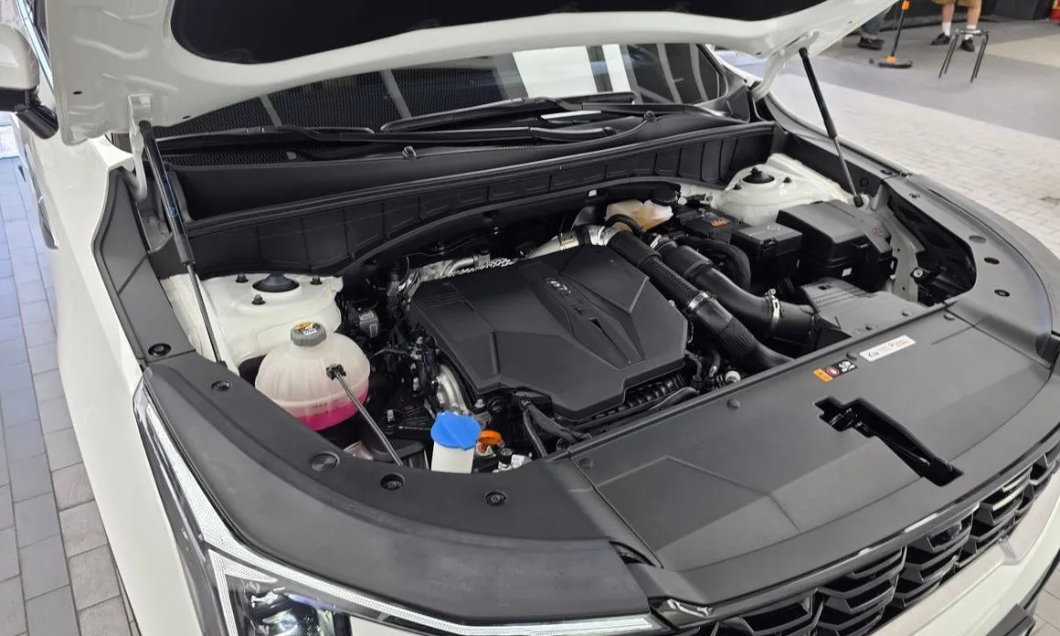 Kia Sorento — фото 6