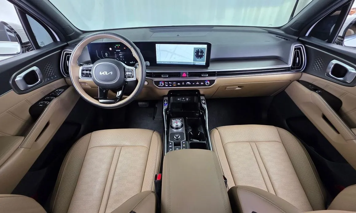 Kia Sorento — фото 5