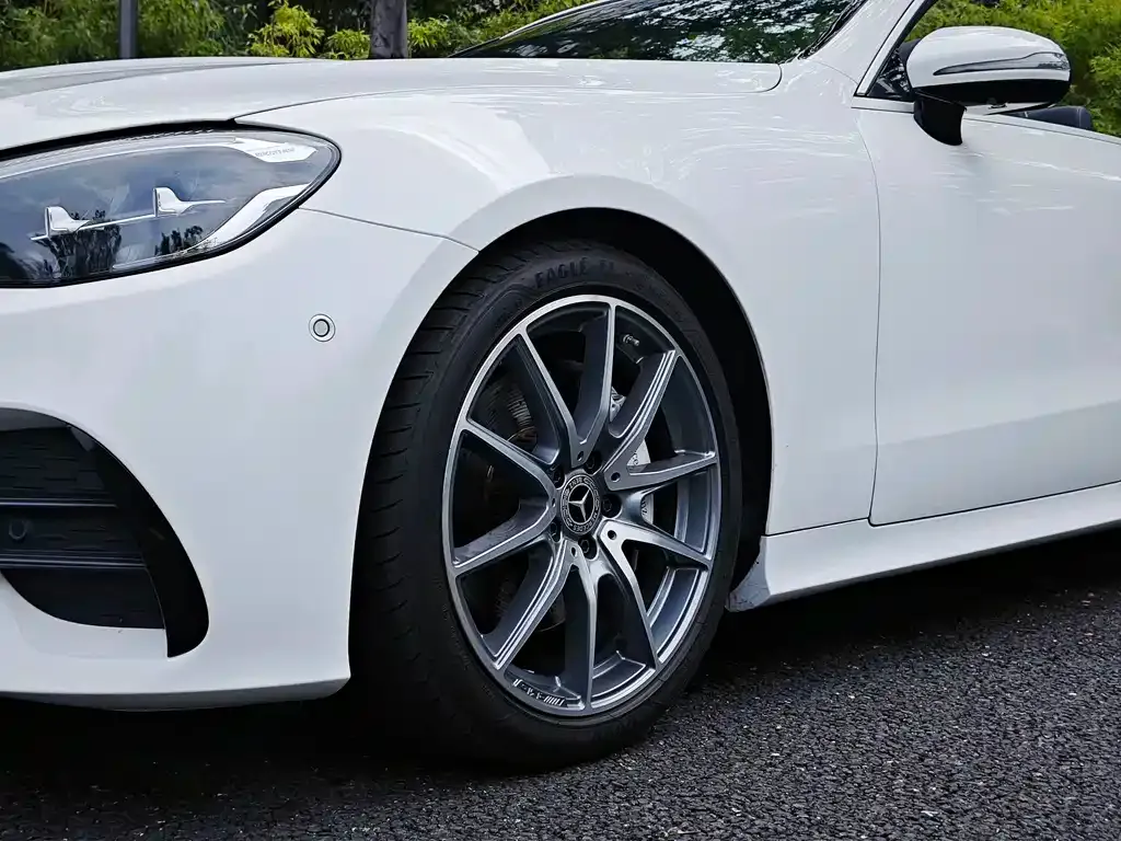 Mercedes-Benz E-Class (Import) — фото 4