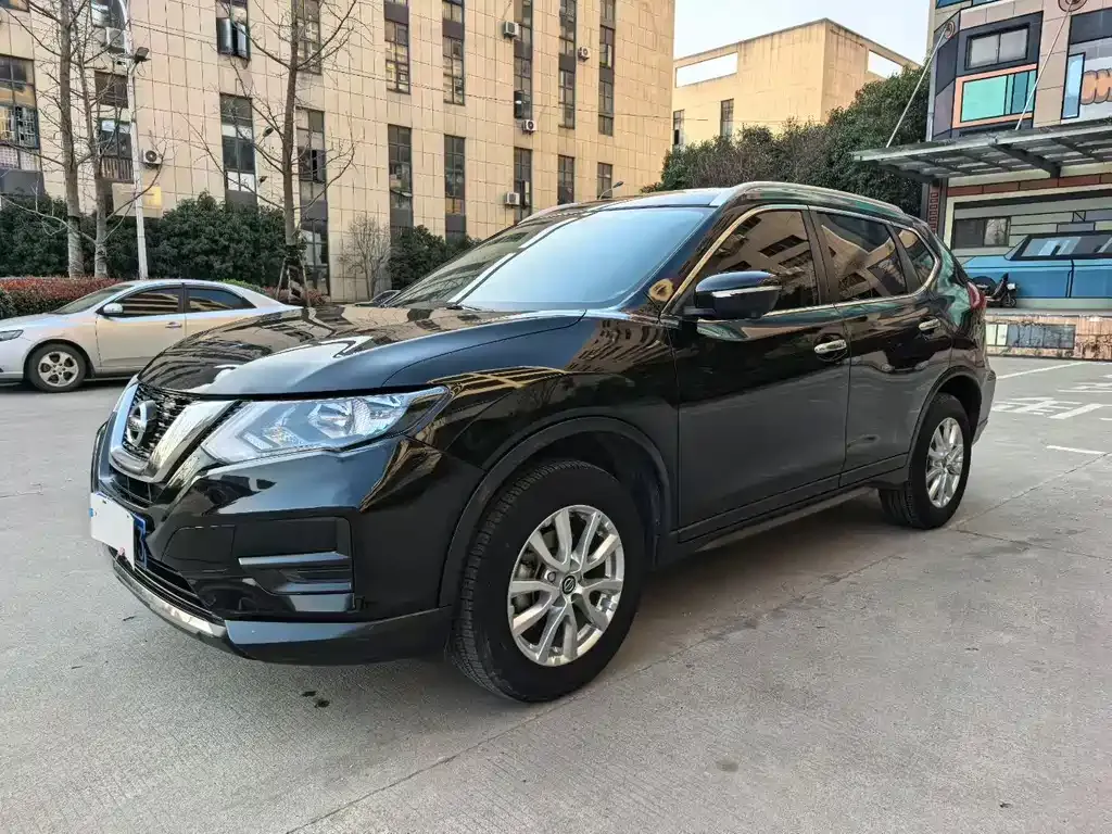 Nissan X-Trail — фото 4