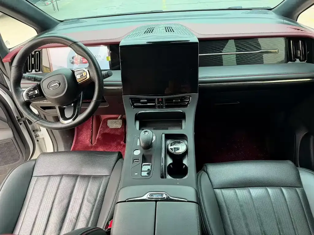 GAC Motor Trumpchi M8 — фото 8