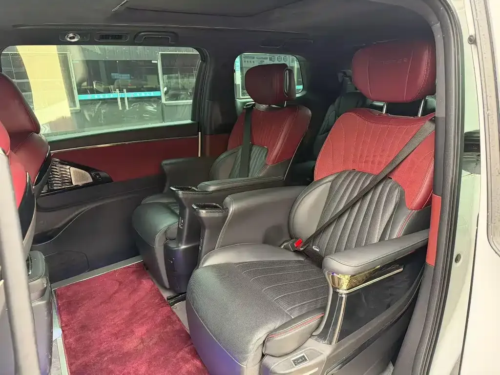 GAC Motor Trumpchi M8 — фото 9