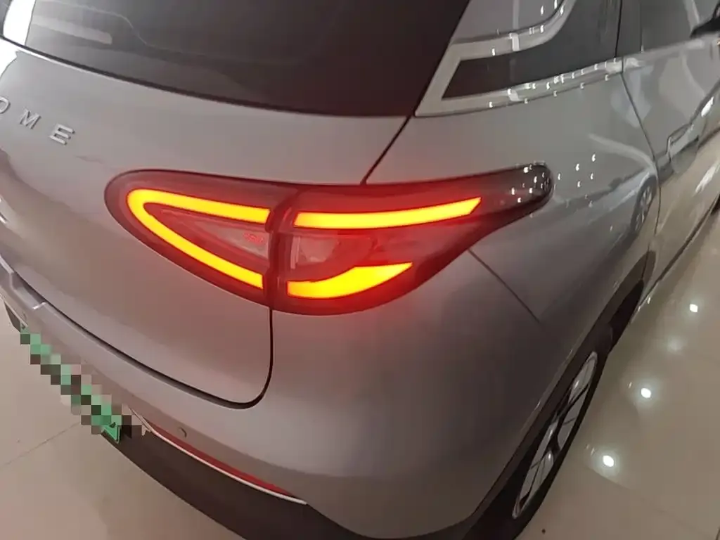 Geely Starburst — фото 6