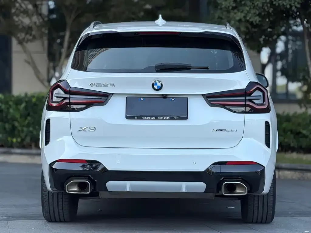 BMW X3 — фото 10