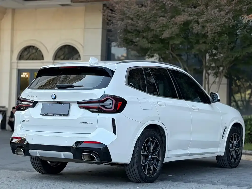 BMW X3 — фото 9