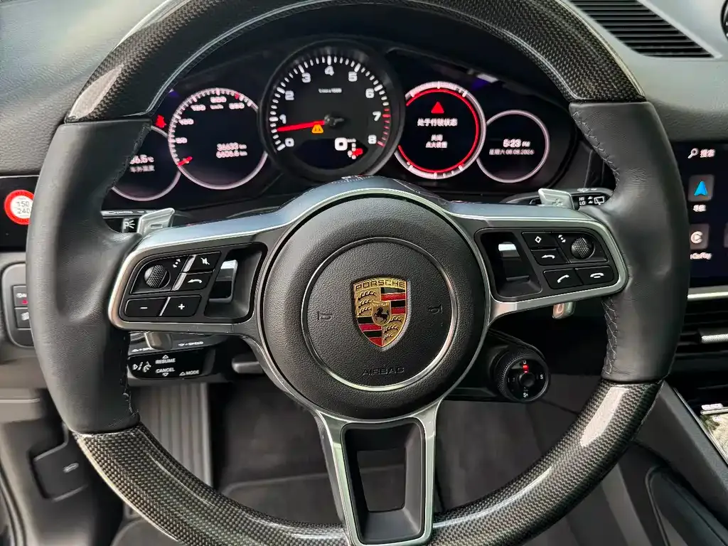 Porsche Cayenne — фото 4