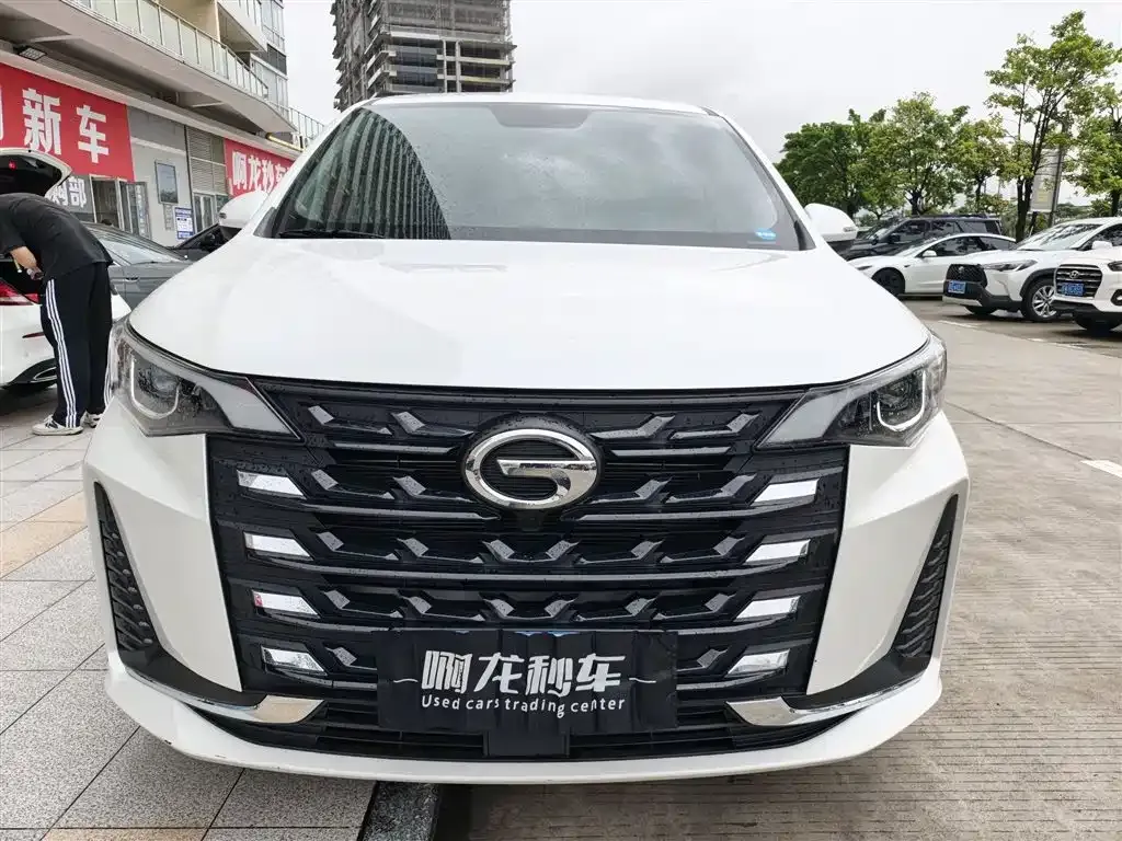 GAC Motor Trumpchi M6 — фото 9