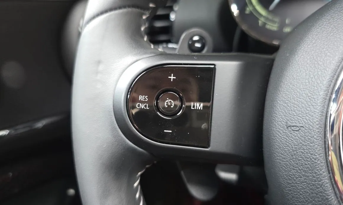 Mini Clubman — фото 10
