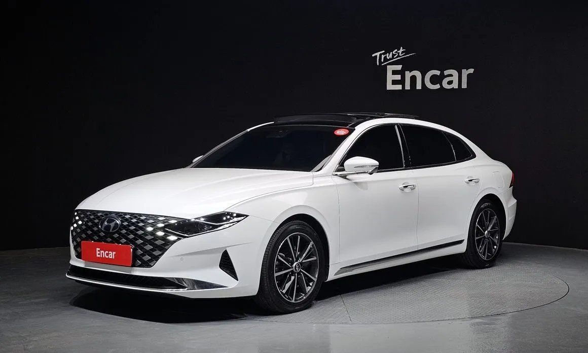 Hyundai Grandeur — фото 1
