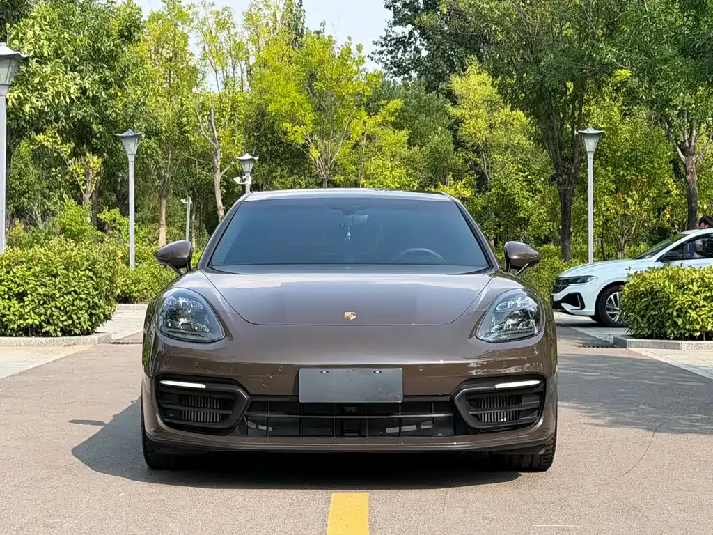 Porsche Panamera — фото 6