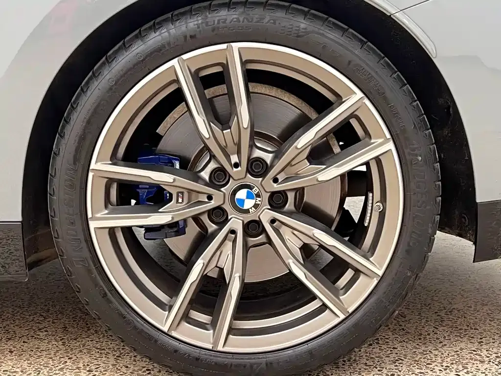 BMW M240i — фото 9