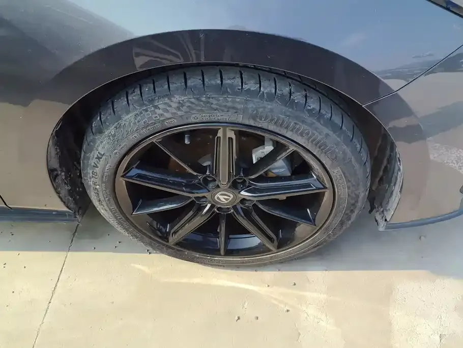 Changan UNI-V — фото 6