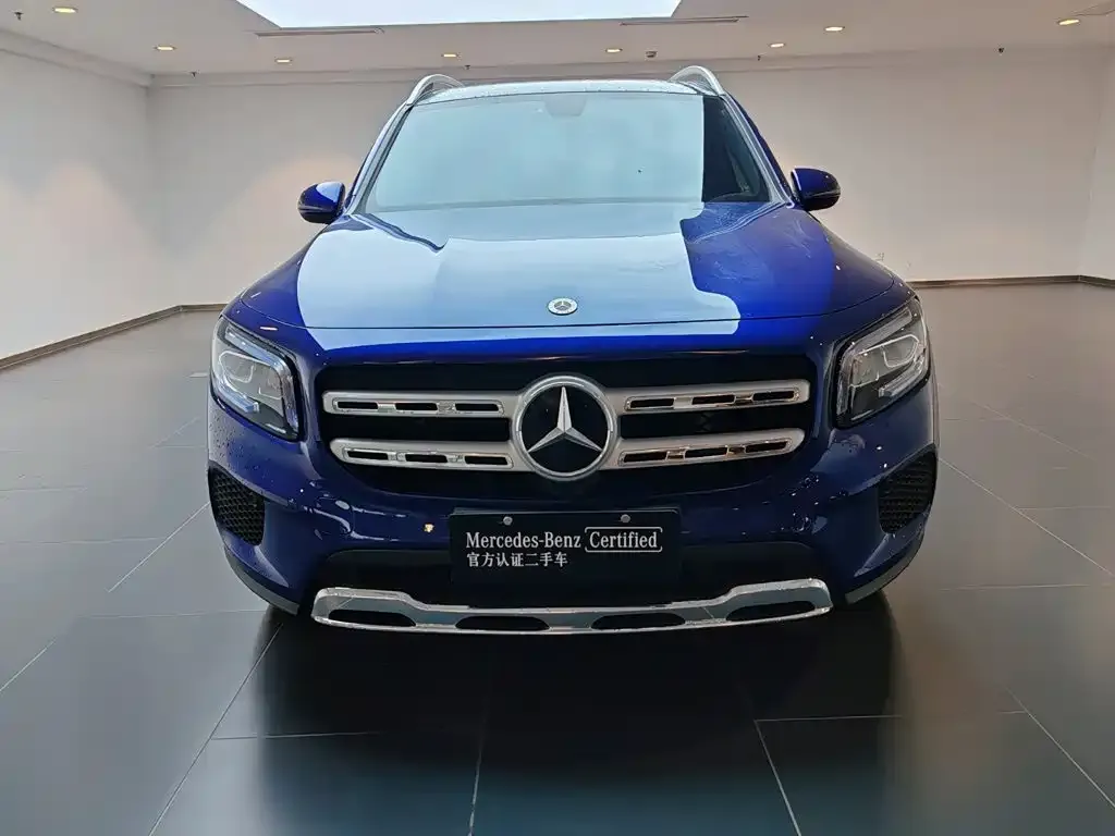 Mercedes-Benz GLB — фото 10