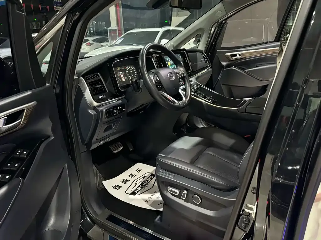 GAC Motor Trumpchi M8 — фото 4