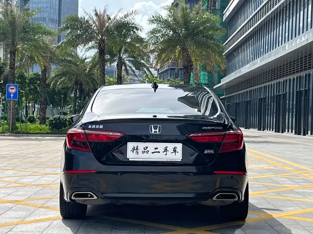 Honda Inspire — фото 8