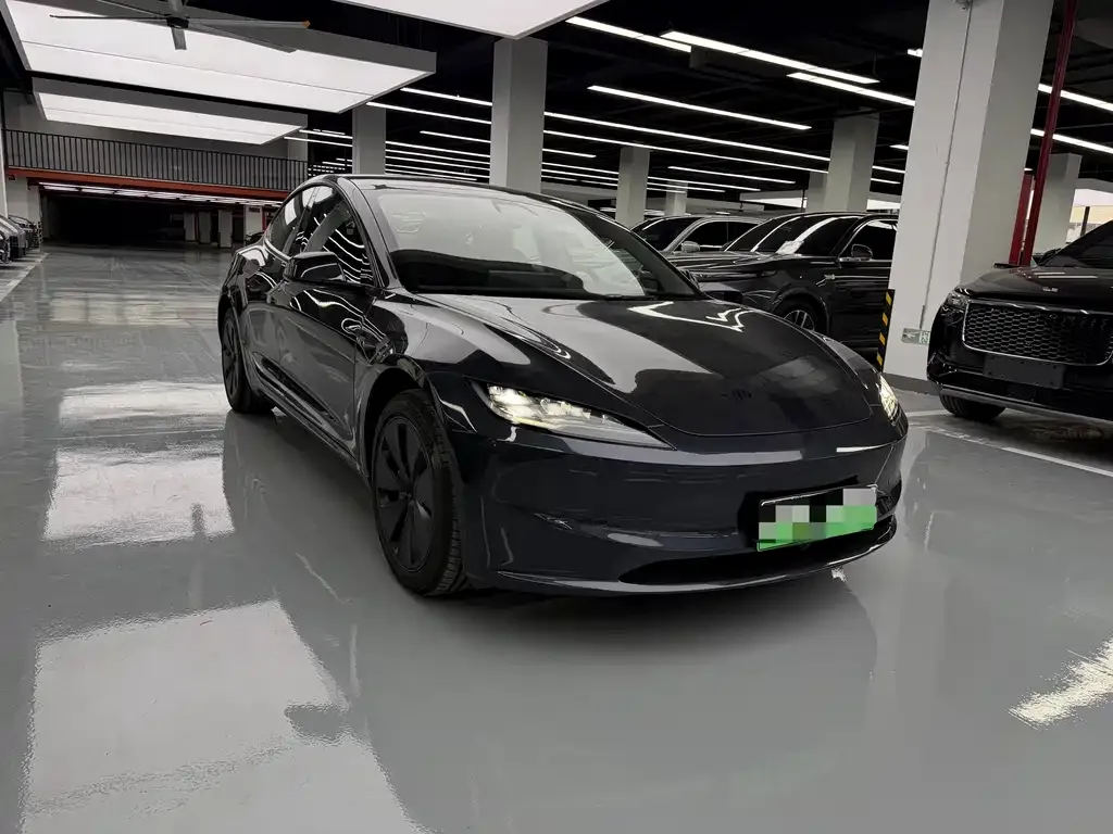 Tesla Model 3 — фото 5