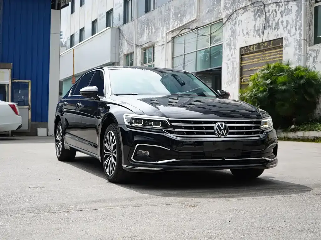 Volkswagen Phideon — фото 10