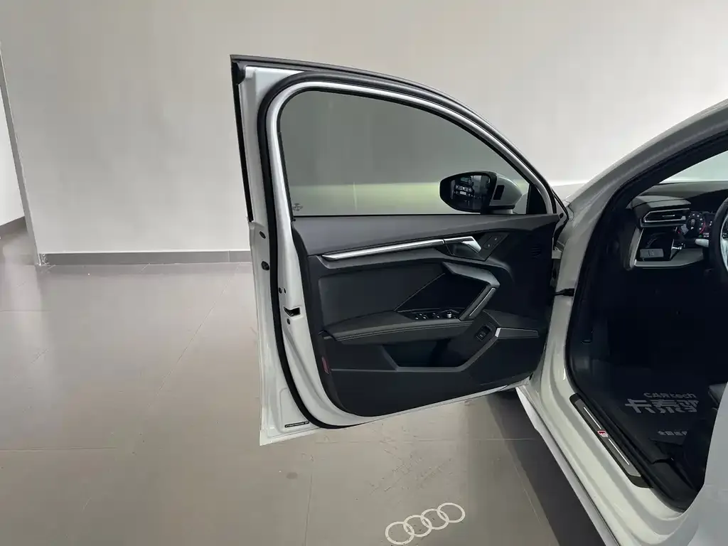 Audi A3 — фото 3