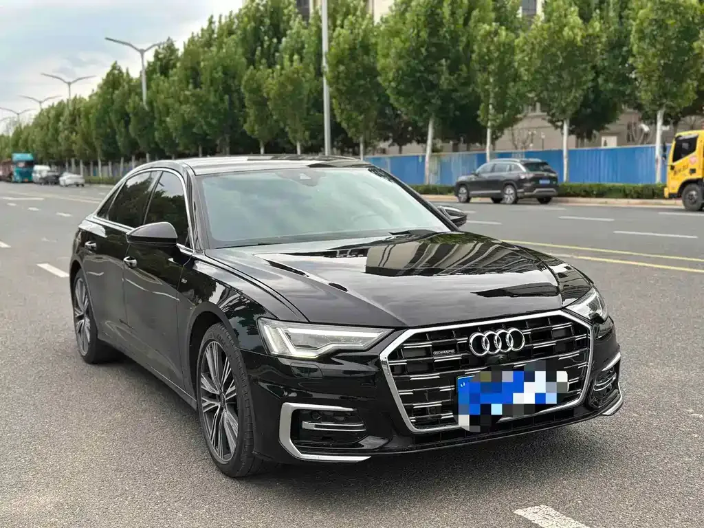 Audi A6L — фото 2