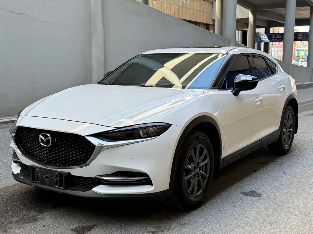 Mazda CX-4 — фото 1
