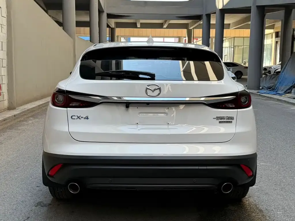 Mazda CX-4 — фото 9