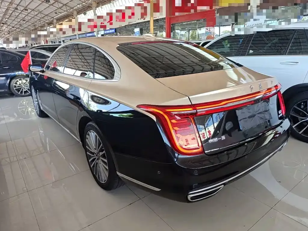 Hongqi H9 — фото 10