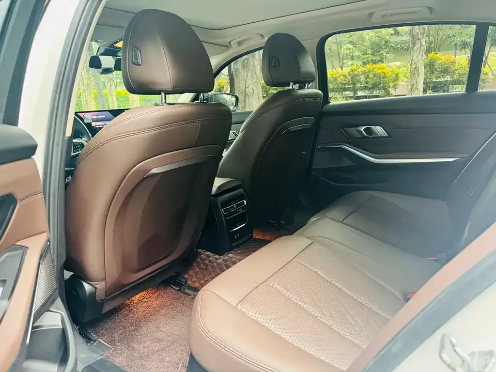 BMW i3 — фото 9