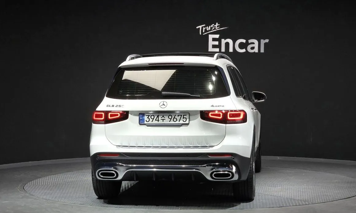 Mercedes-Benz GLB-Class — фото 4