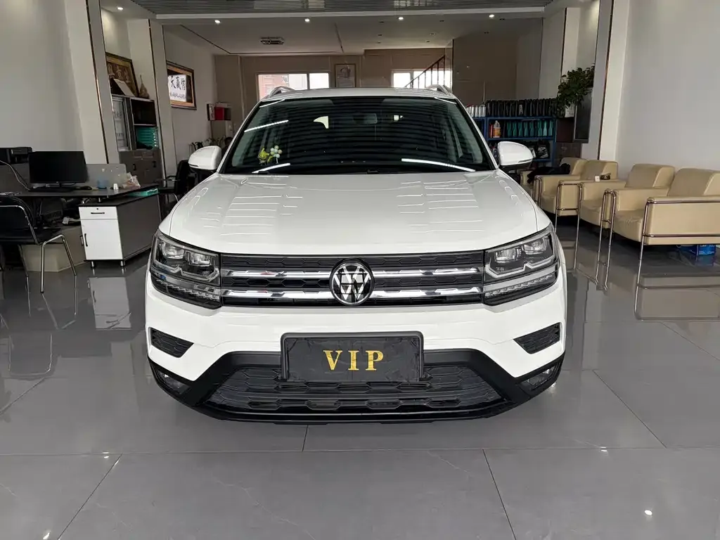 Volkswagen Tharu — фото 5