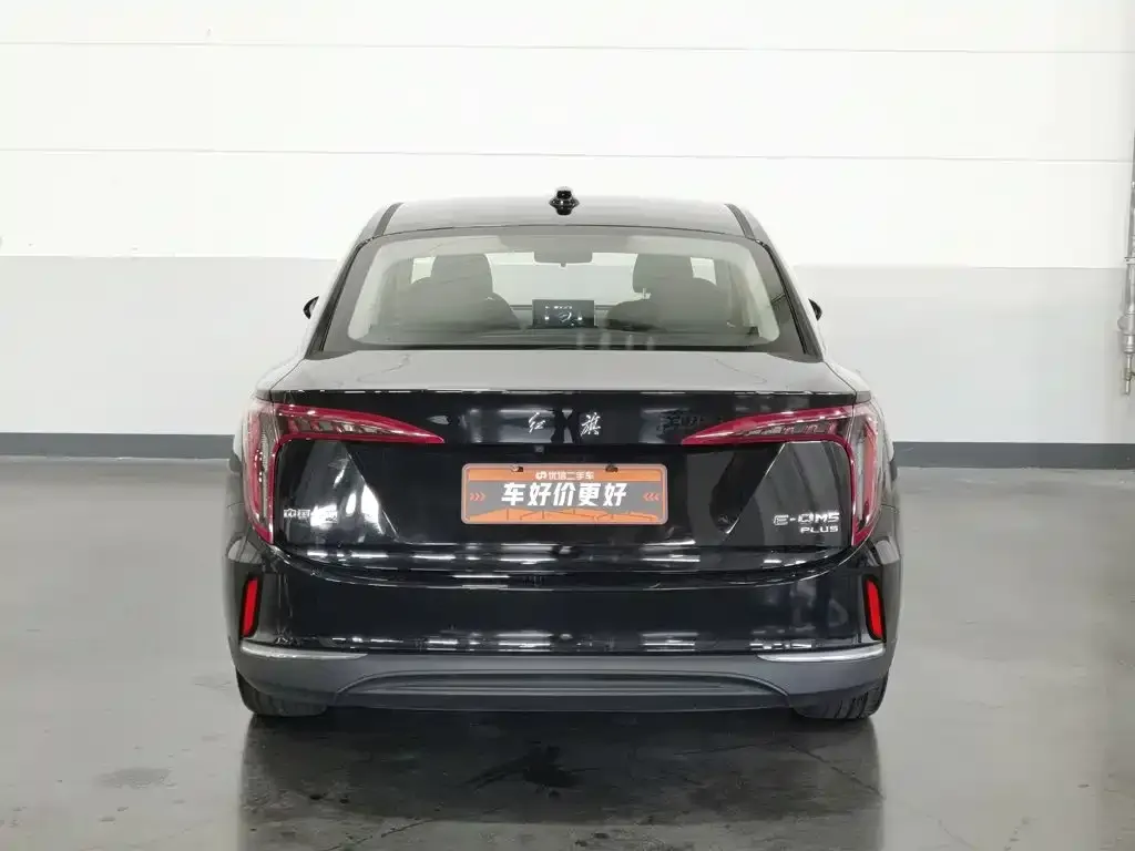 Hongqi E-QM5 — фото 6