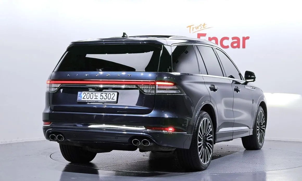 Lincoln Aviator — фото 10