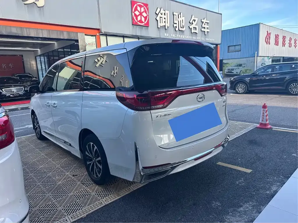 GAC Motor Trumpchi M8 — фото 6