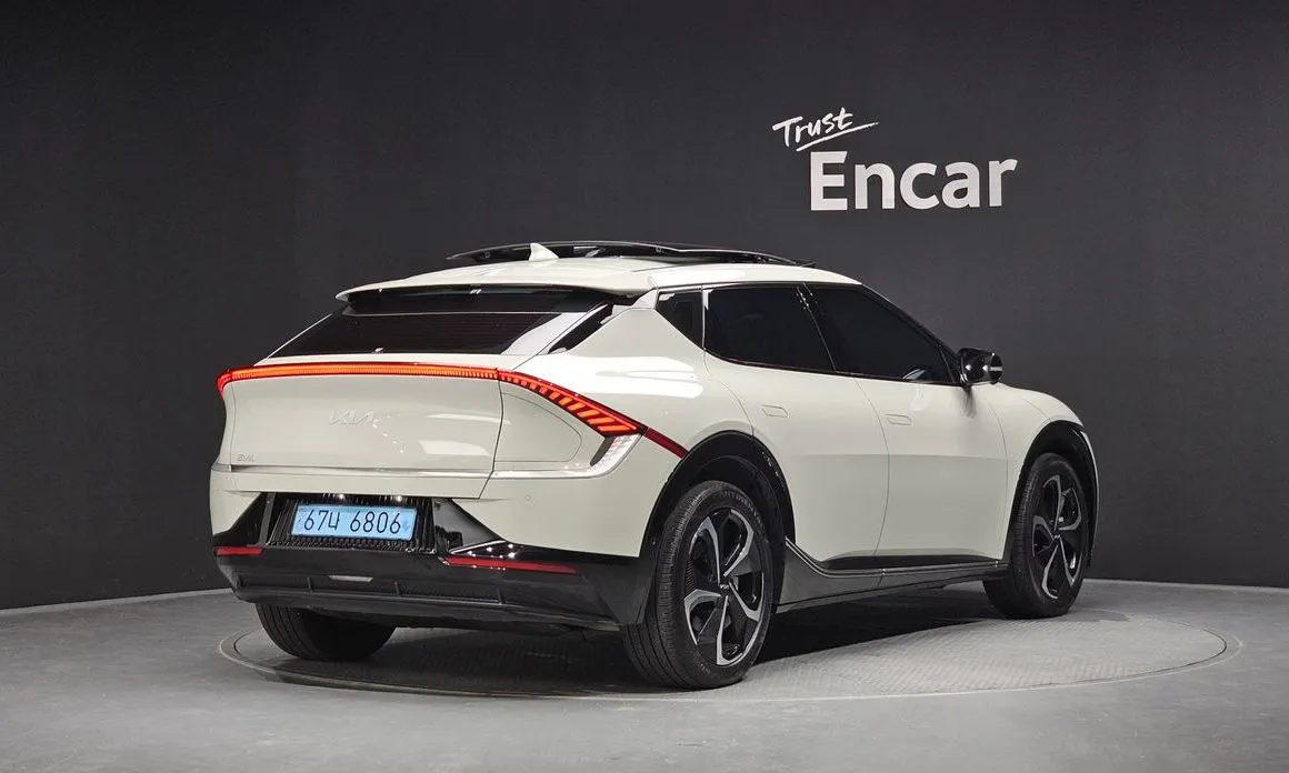 Kia EV6 — фото 2
