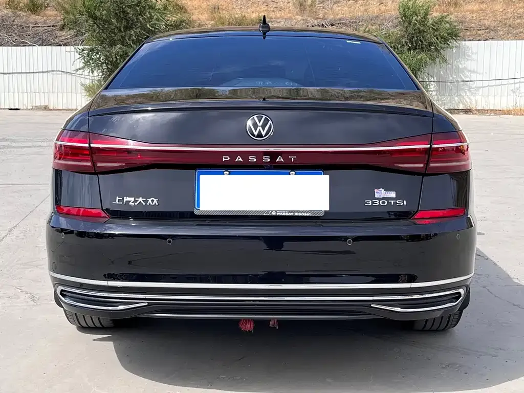 Volkswagen Passat — фото 5