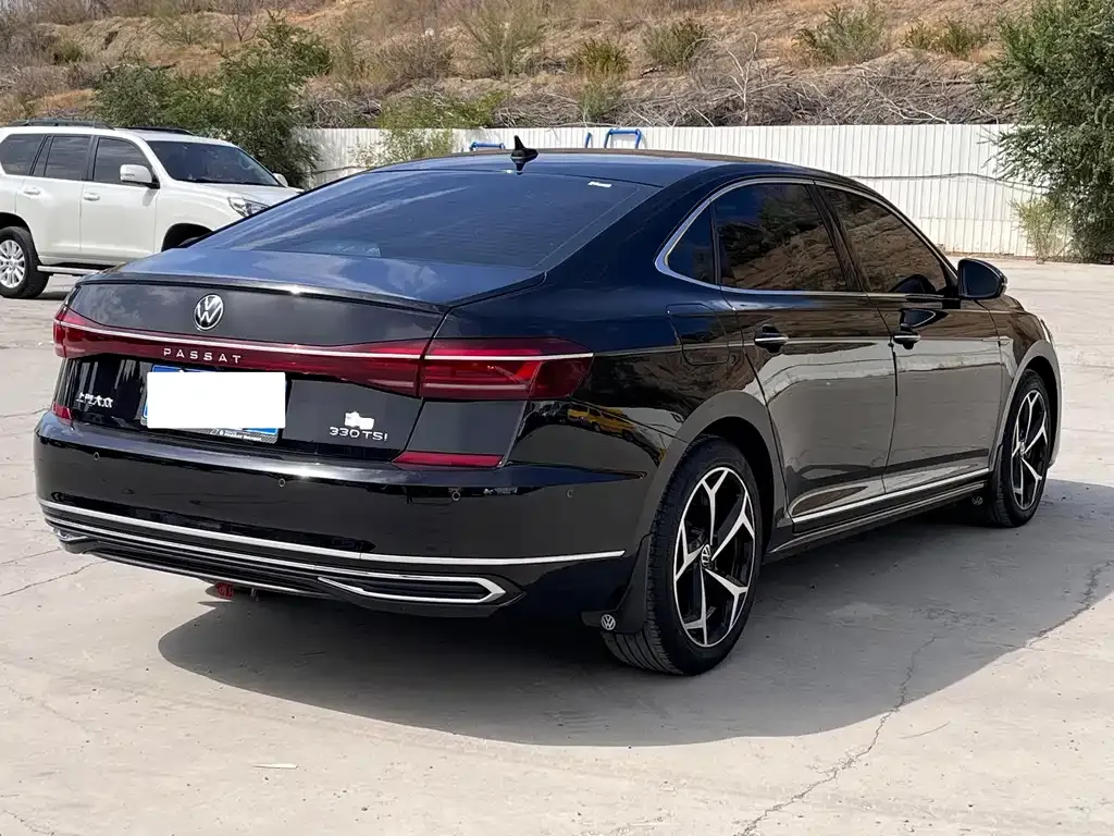 Volkswagen Passat — фото 4