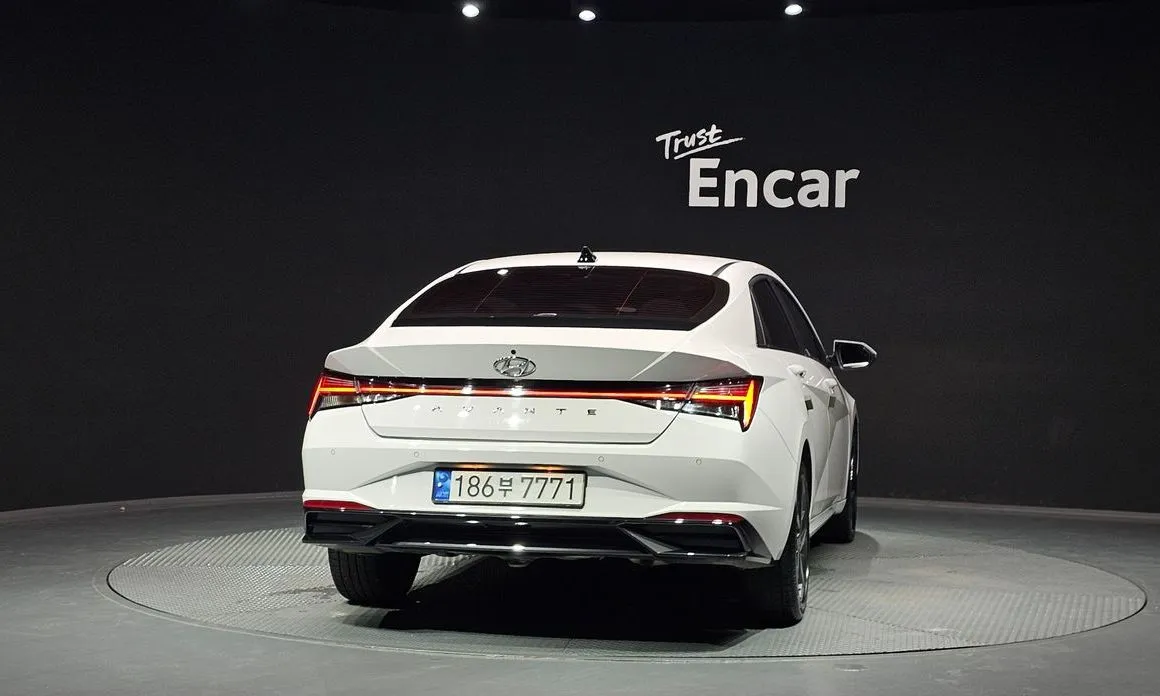 Hyundai AVANTE — фото 4
