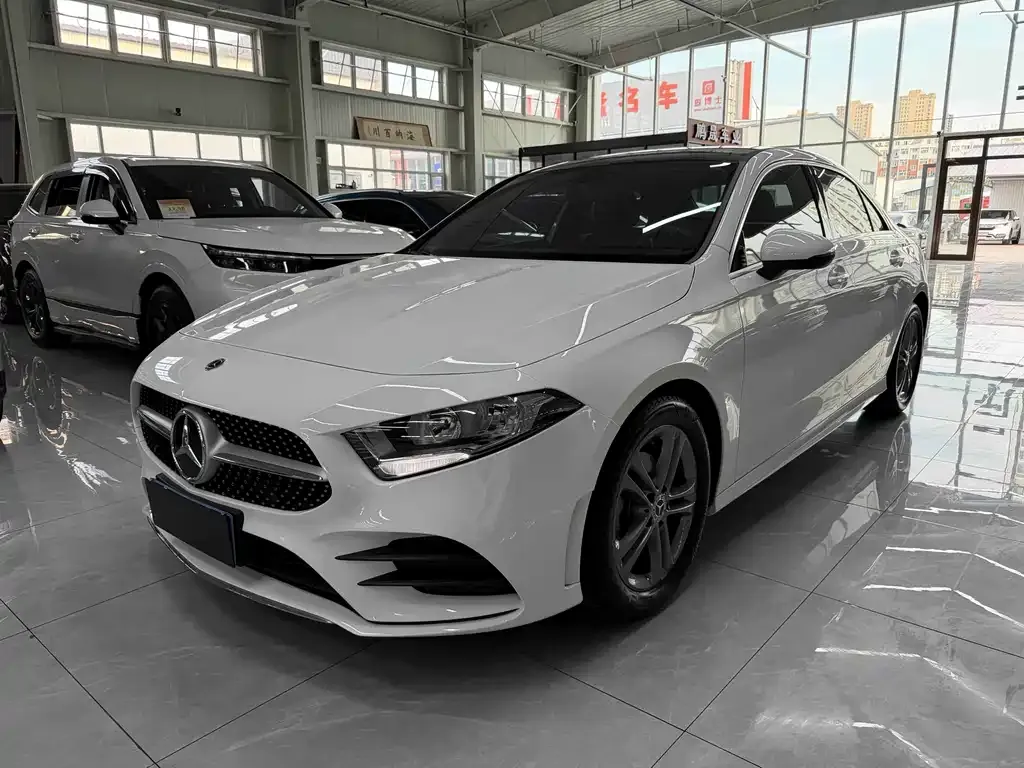 Mercedes-Benz A-Class — фото 1