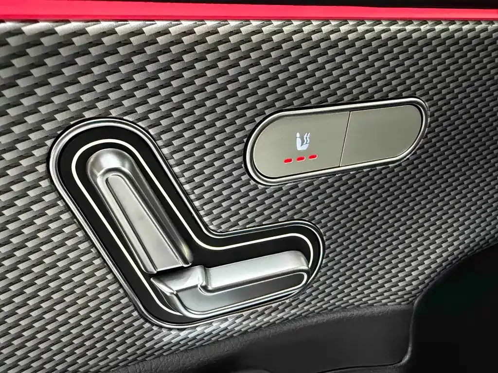 Mercedes-Benz A-Class — фото 10
