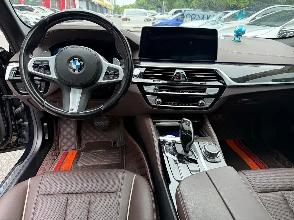 BMW 5 Series — фото 2