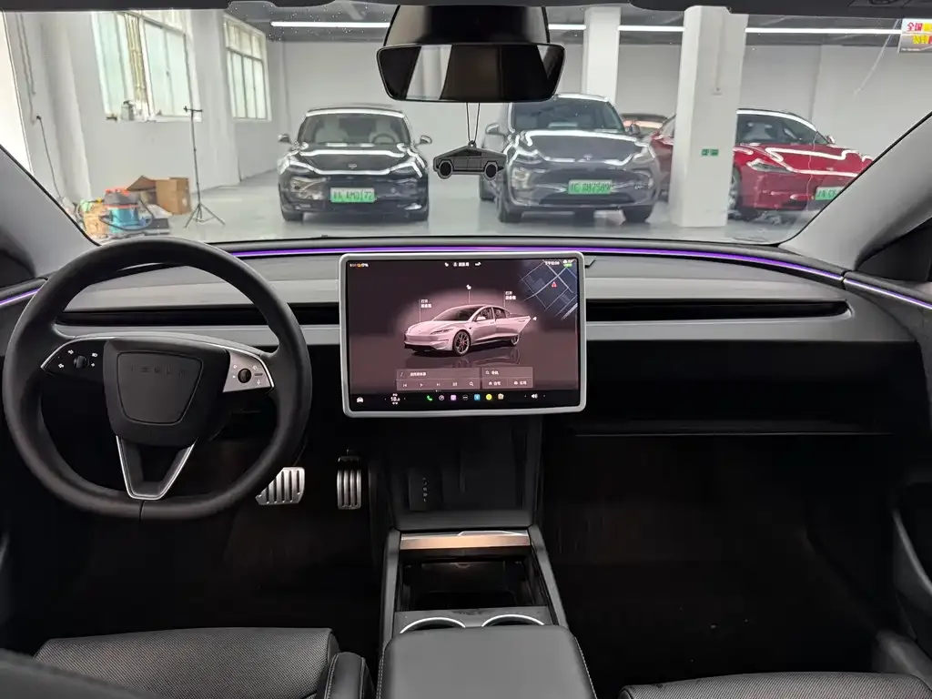 Tesla Model 3 — фото 8