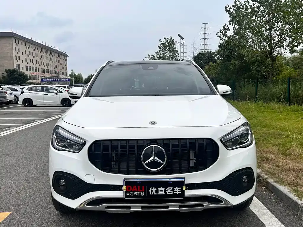 Mercedes-Benz GLA — фото 2