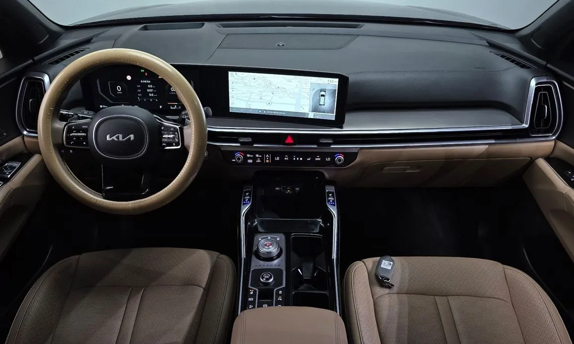 Kia Sorento — фото 5