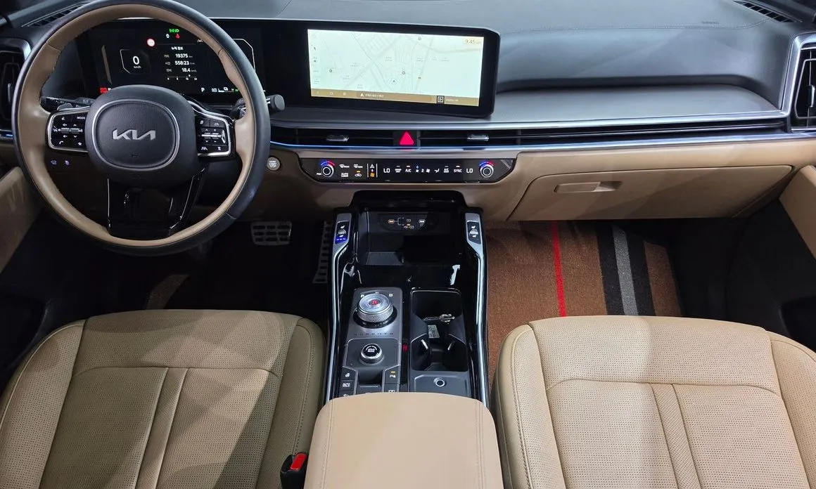 Kia Sorento — фото 9