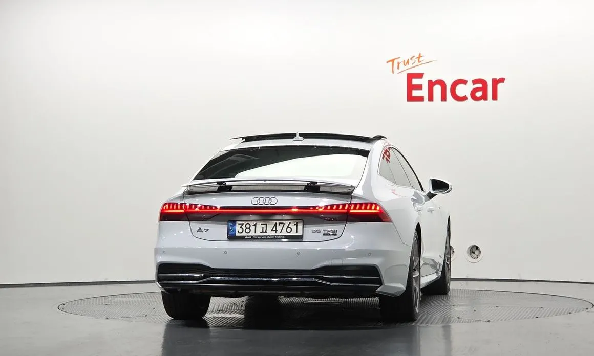 Audi A7 — фото 2