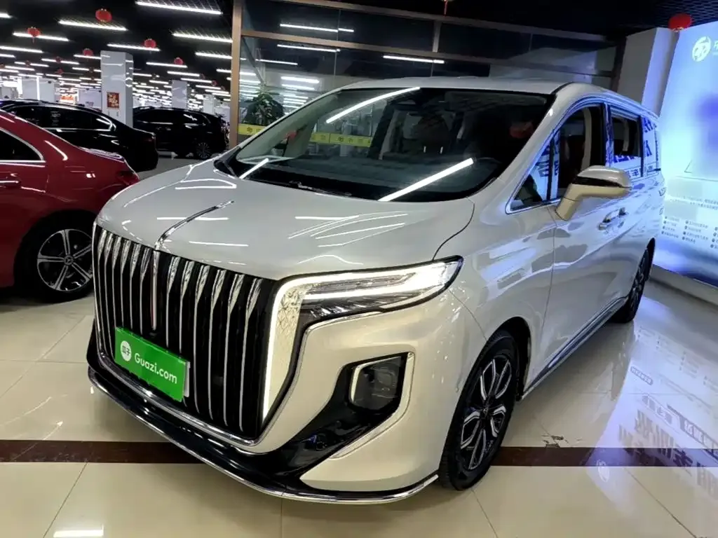 Hongqi HQ9 — фото 1