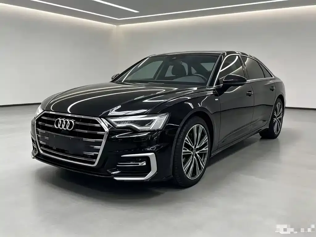Audi A6L — фото 1